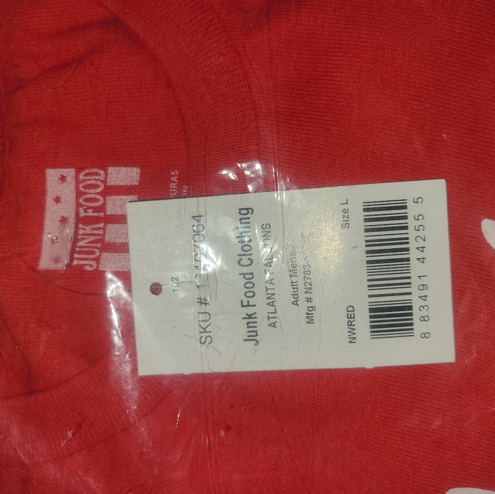 Atlanta Falcons large tee shirt brand new